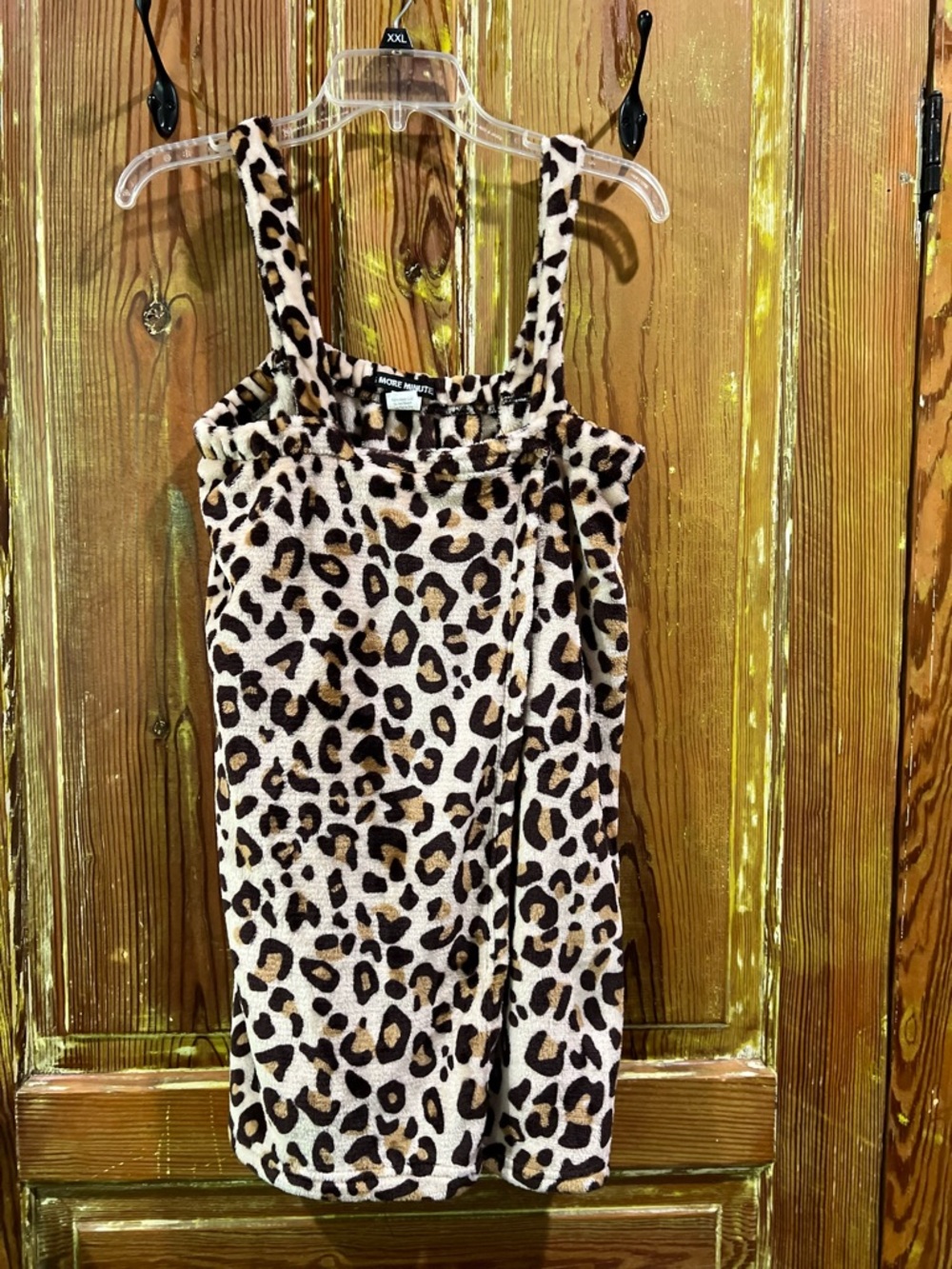 5 MORE MINUTES Leopard Print Towel Wrap w/ Shoulder Straps
